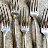 6 fourchettes en métal argenté
