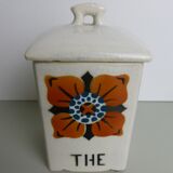 Ceramic spice pot