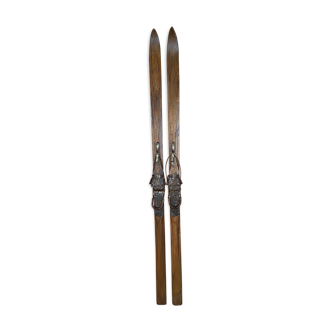 Old pair of skis wood 1900