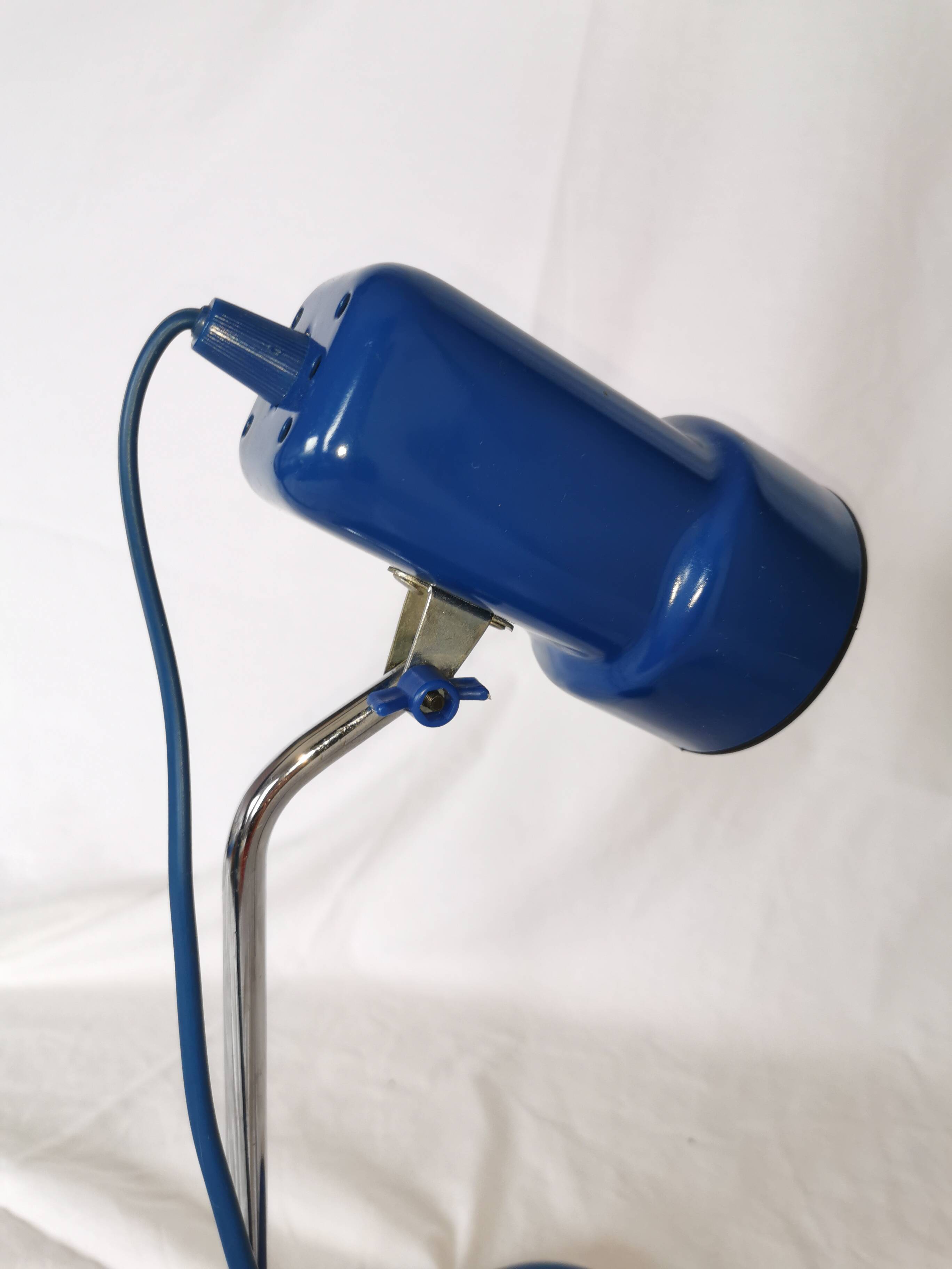 Blue and chrome adjustable spot desk lamp, Vrieland Design, Netherlands, 1970s