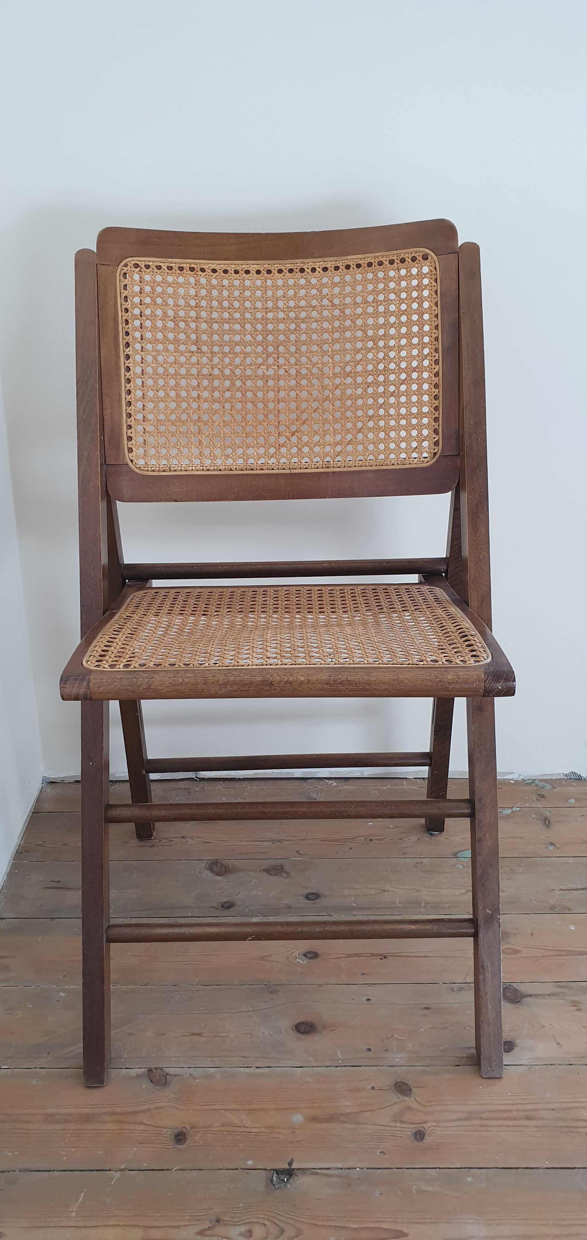 Set of 5 foldable cannate chairs (50s-60s)