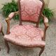 Paire de fauteuils cabriolet de style Louis XV