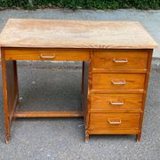 Bureau américain en bois avec 5 tiroirs