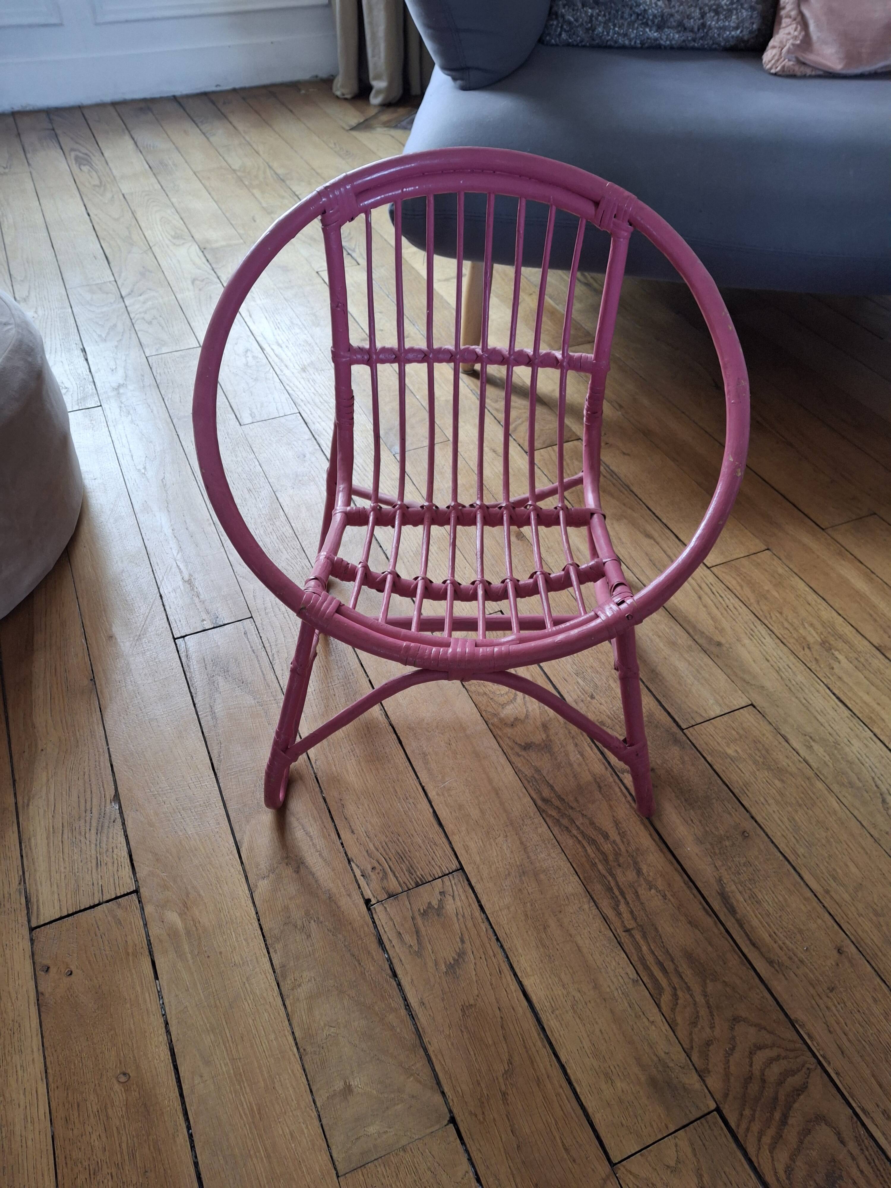 Pink rattan children's armchair