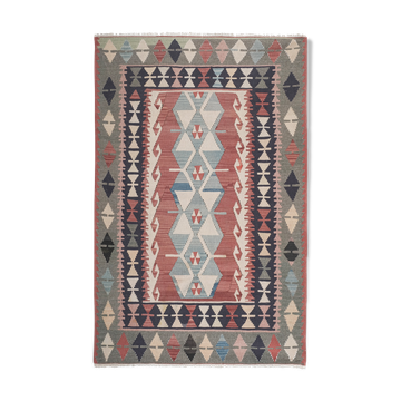 Rug 142x220 cm