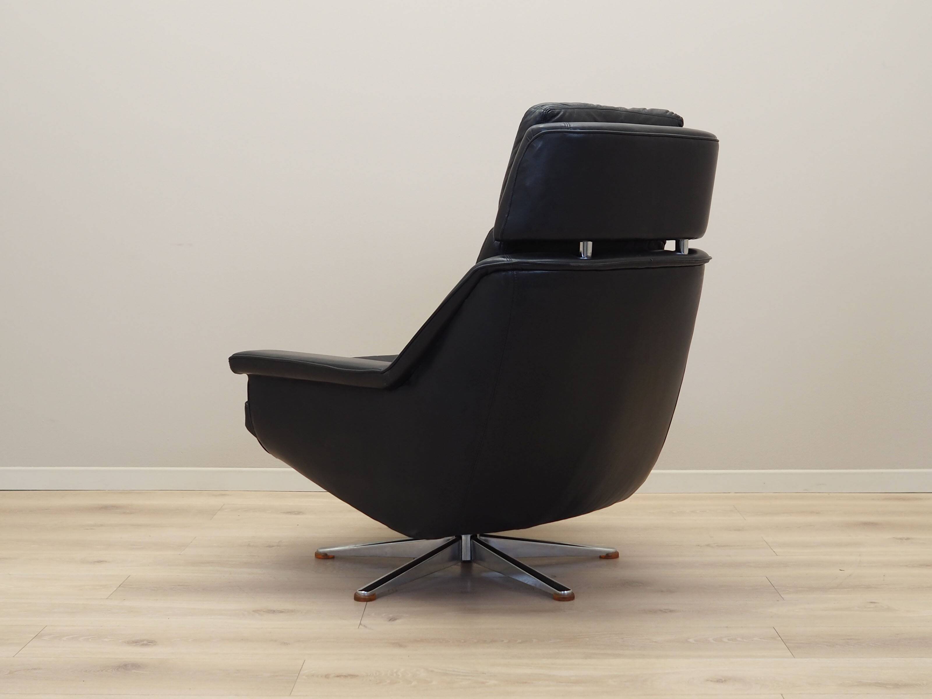 Swivel armchair, Danish design, 1970s, designer: Werner Langenfeld, manufac