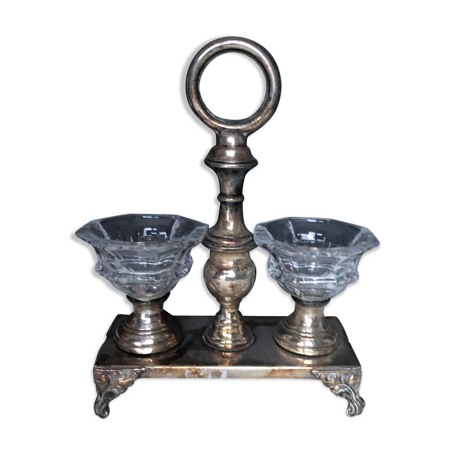 Salt shaker in silver metal and Baccarat crystal