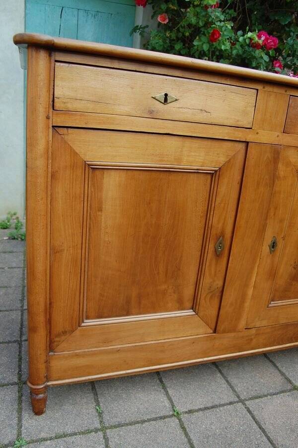 Louis Philippe period sideboard in cherry wood from the 19th century