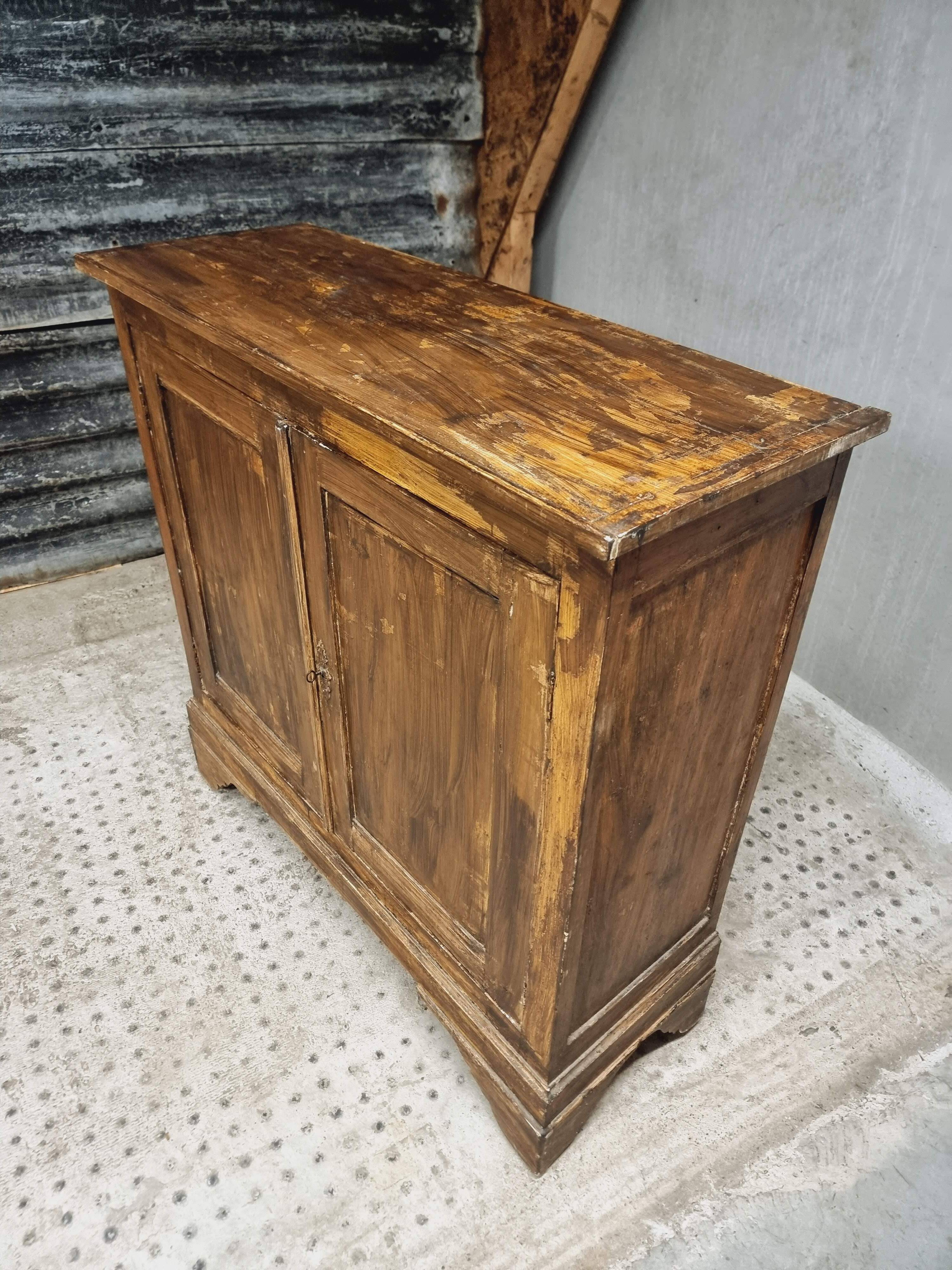 Antique sideboard, farmhouse cabinet, 112x114cm