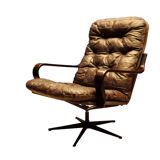 Scandinavian leather armchair Bruno Mathsson