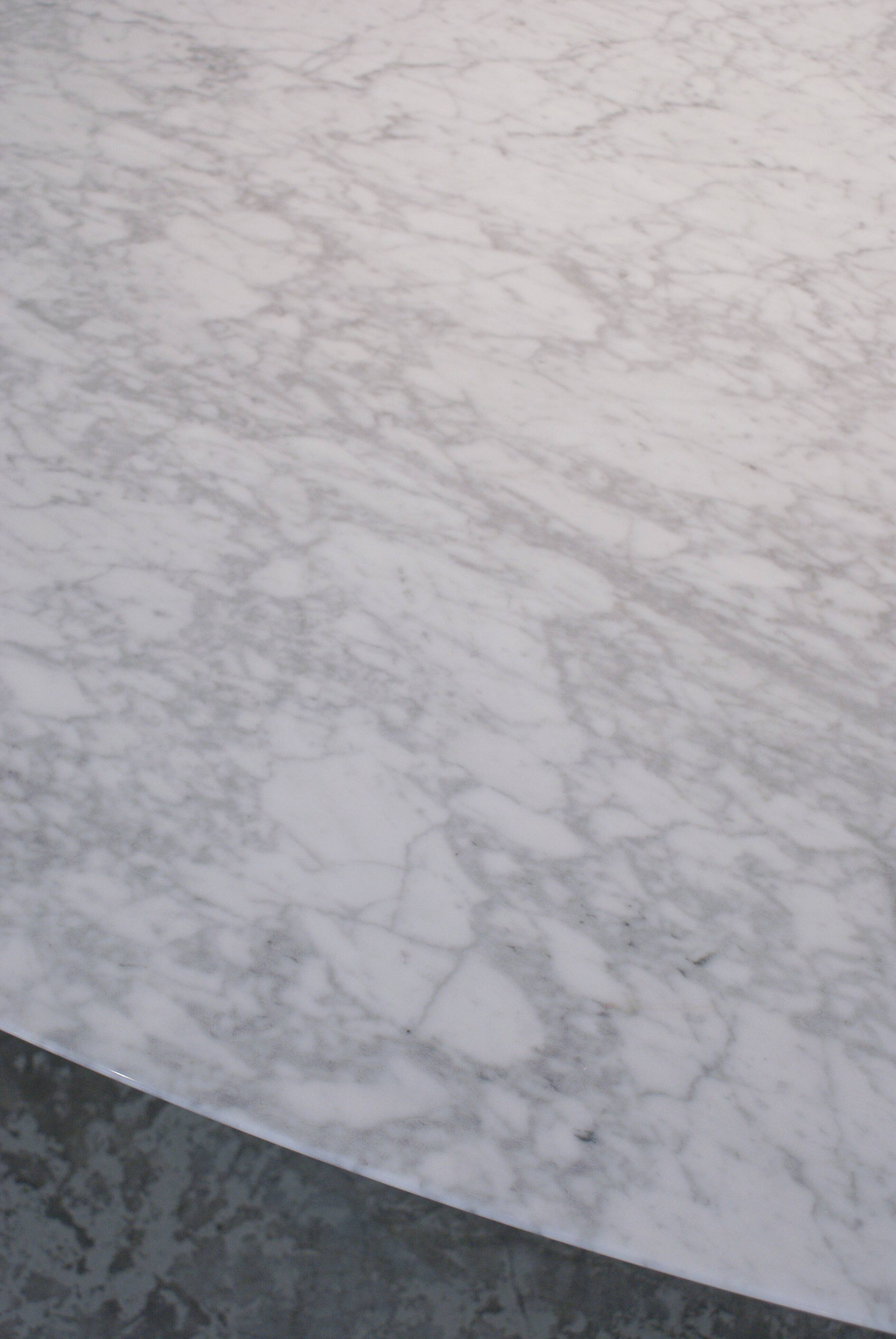 Large Oval Tulip Marble Dining Table by Eero Saarinen for Knoll