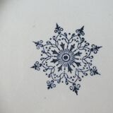 Set of 6 dinner plates of St. Amand, blue decoration
