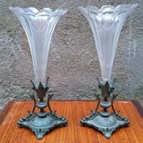 Pair of cornucopia vases in bronze and crystal, 19th century.