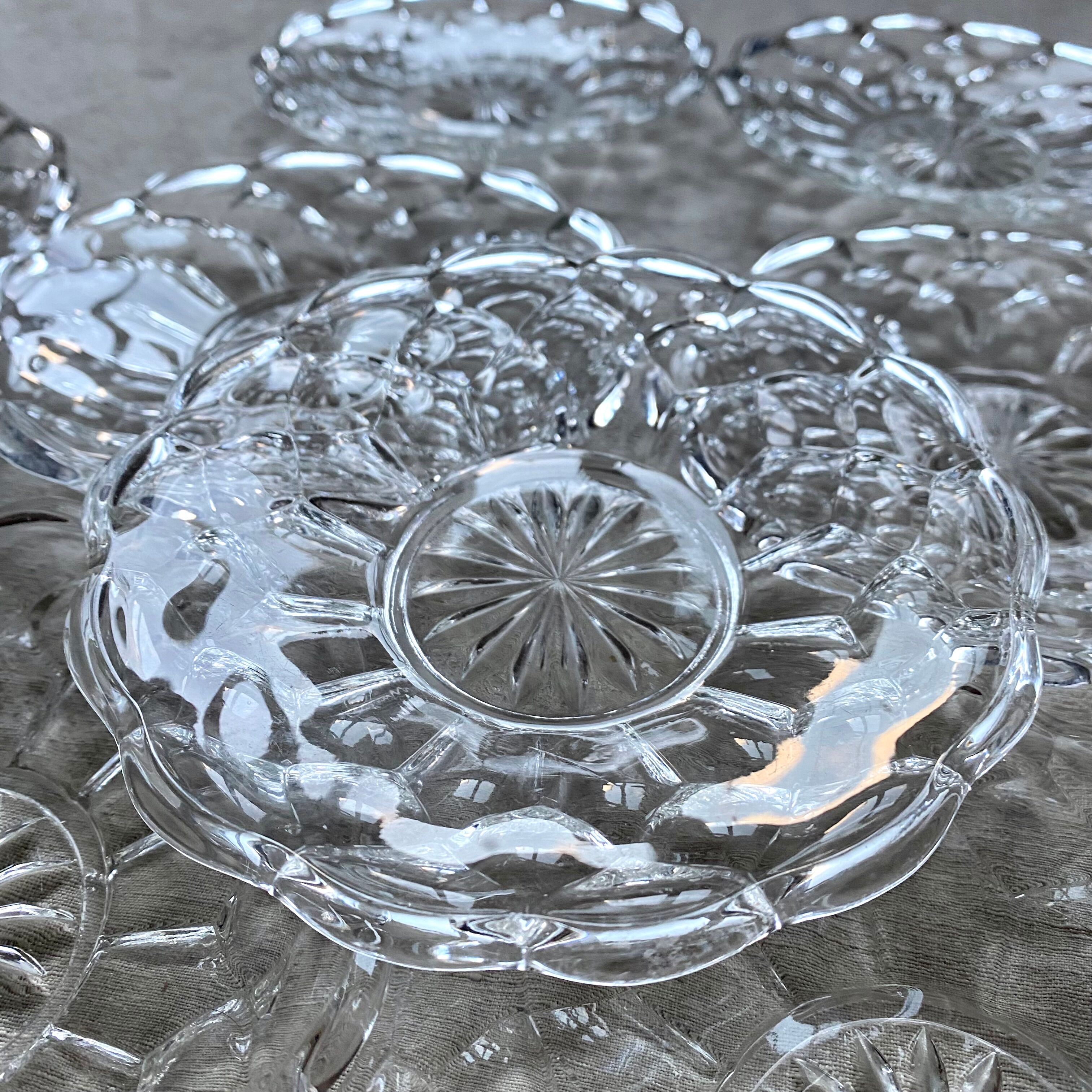 12 transparent glass dessert plates