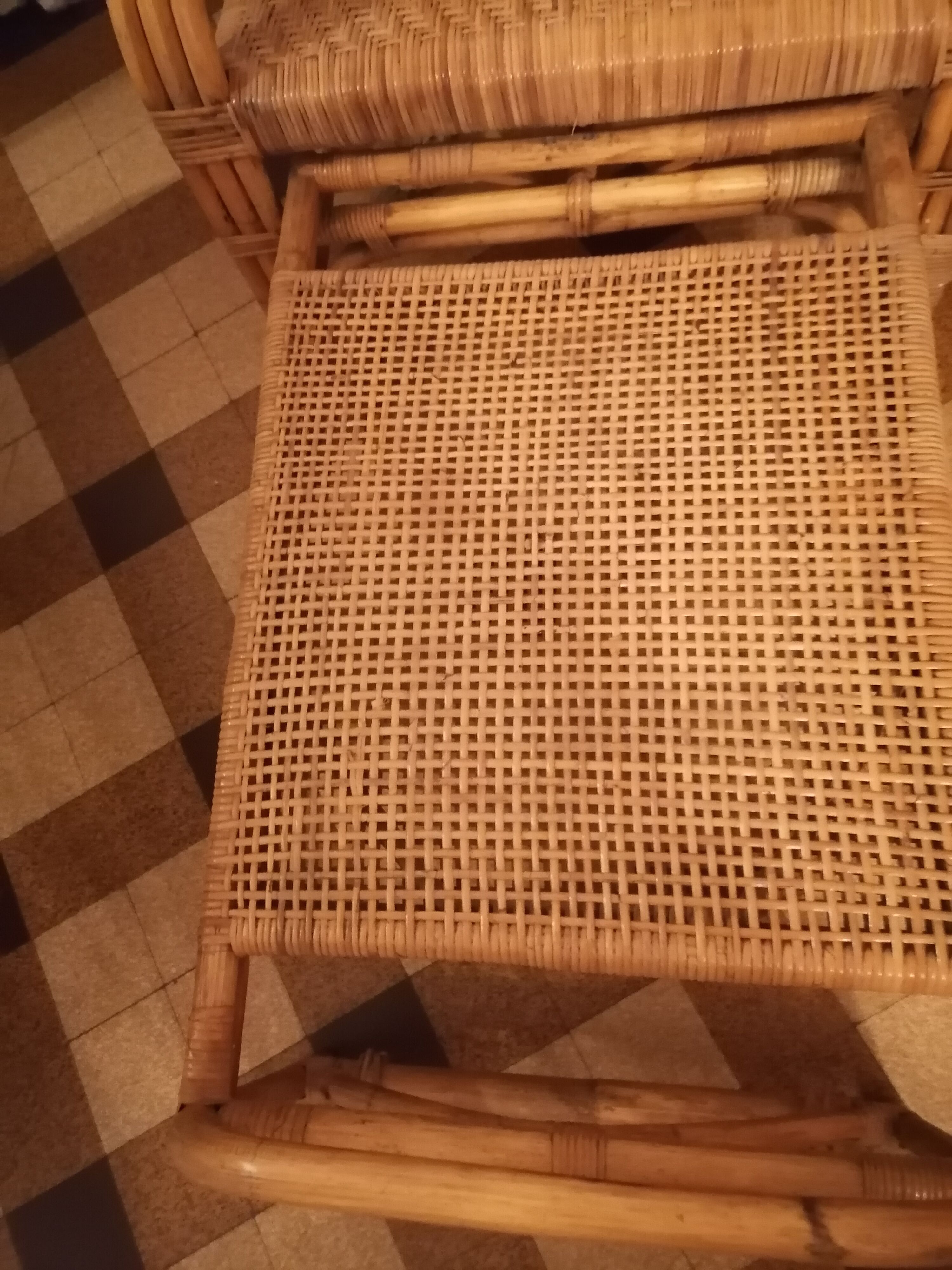 Wicker rattan chaise longue