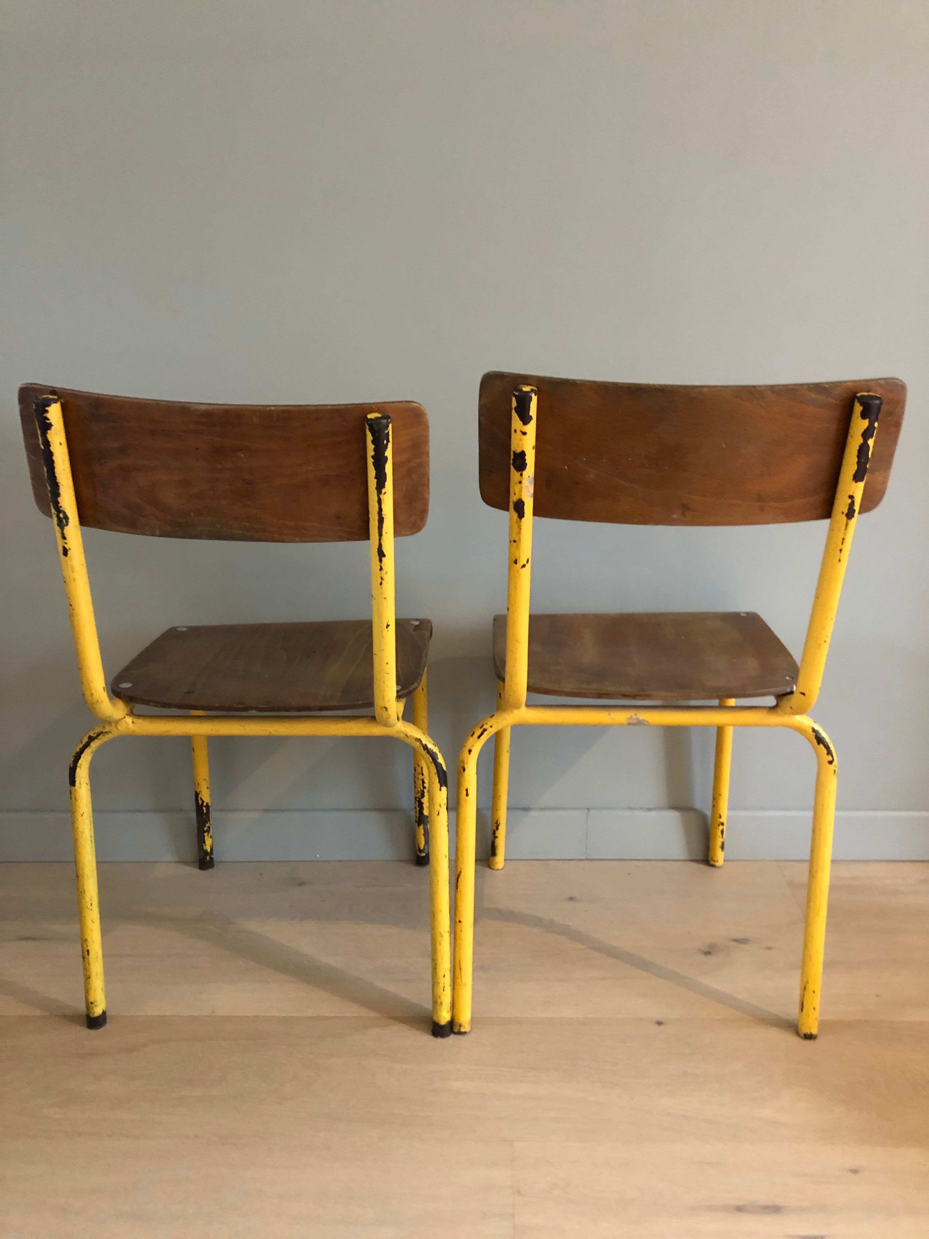 Paire de chaises d'écolier