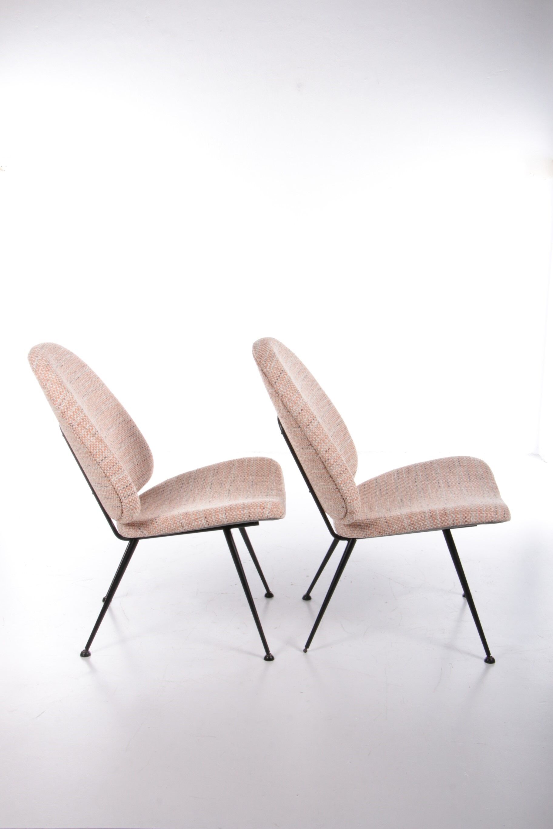 Vintage chair pair with metal legs, 1960s