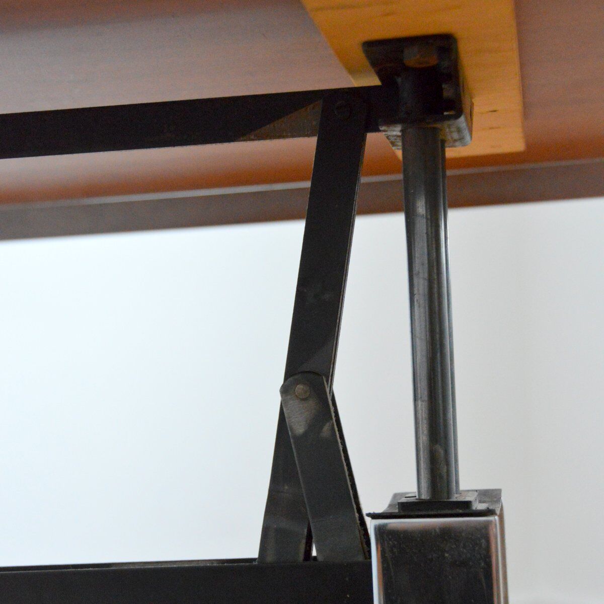 Transformable table 60/70