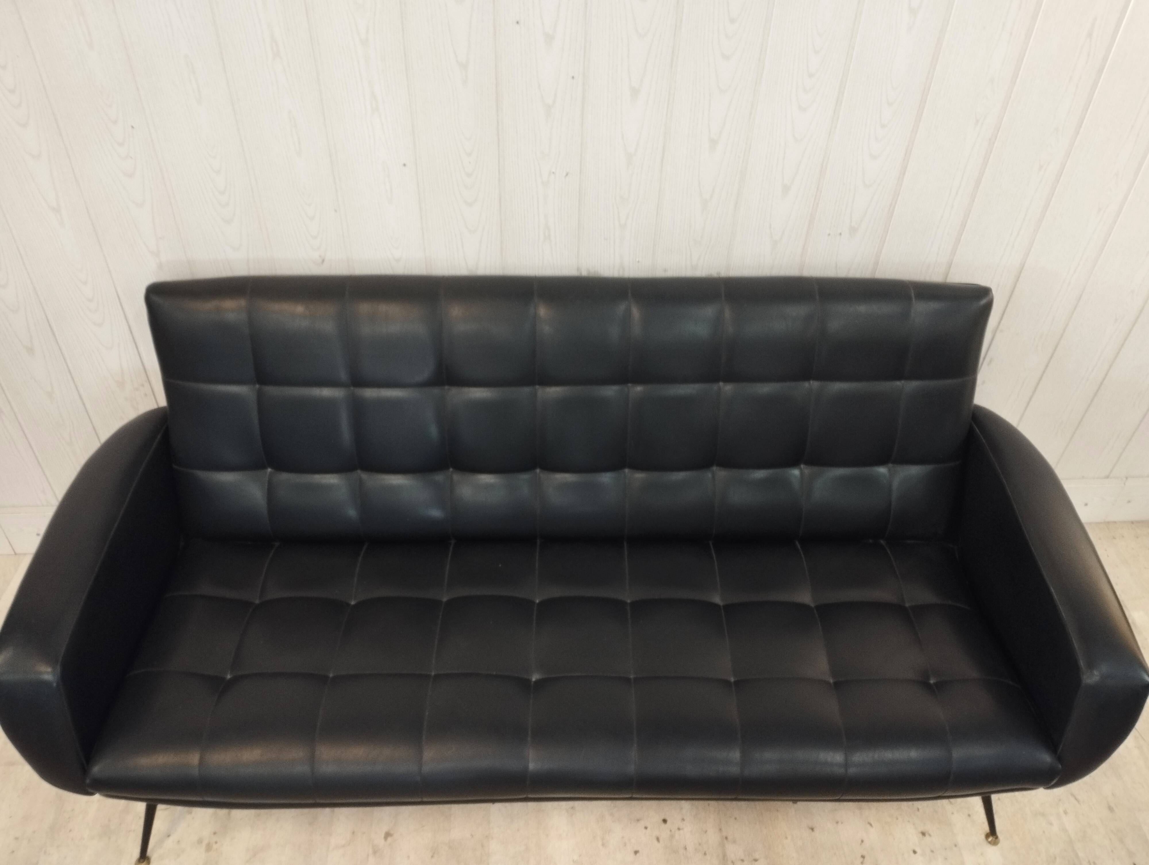 3-seater sofa and 2 vintage armchairs feet compass