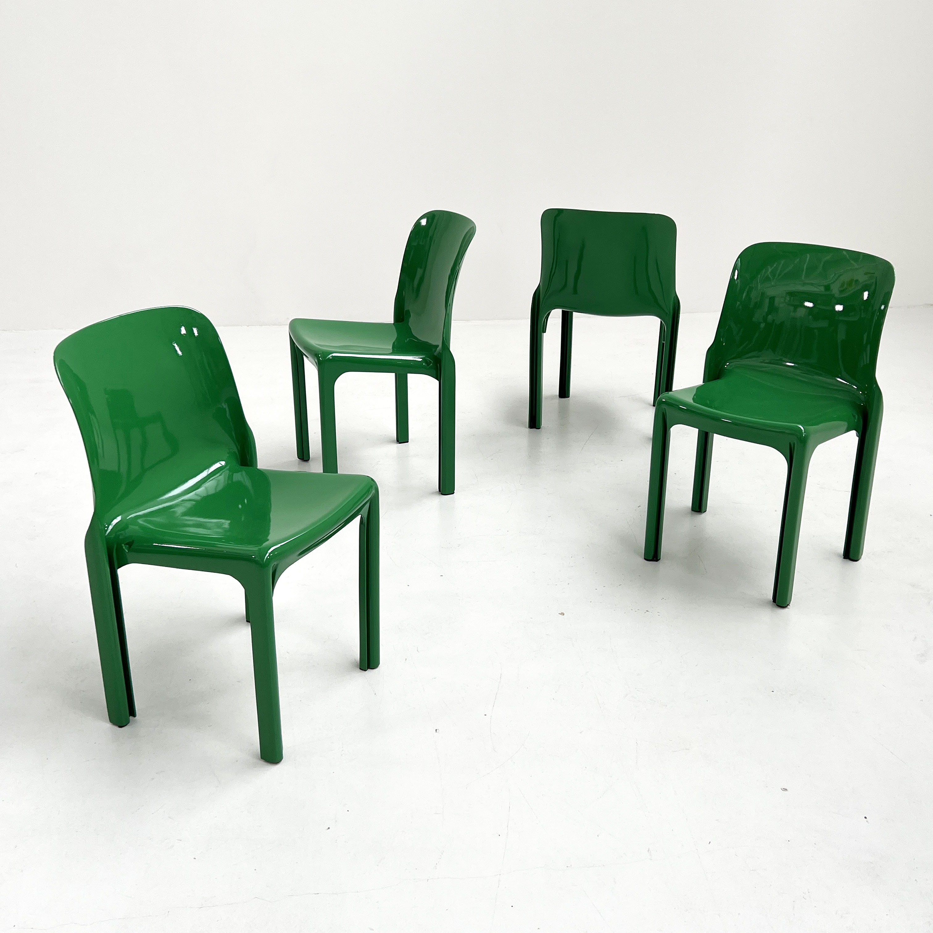 Set of 4 Green Selene Chairs by vico magistretti for artemide, 1970