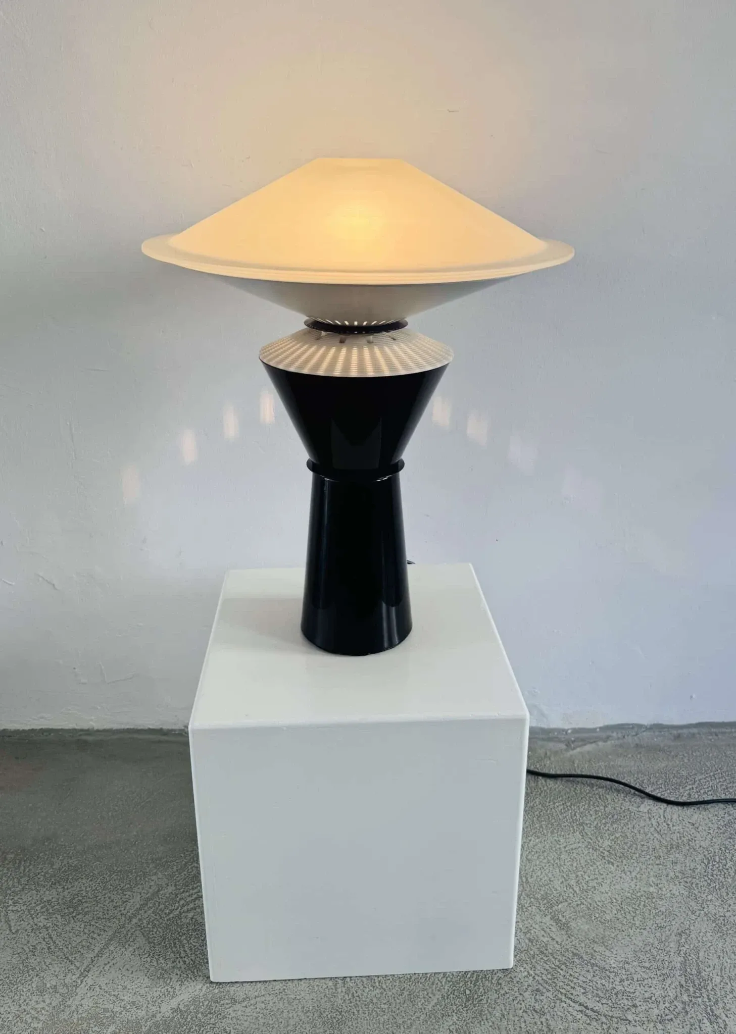 Lampe de table Giada par Pier Giuseppe Ramella pour Arteluce, Italie, 1989