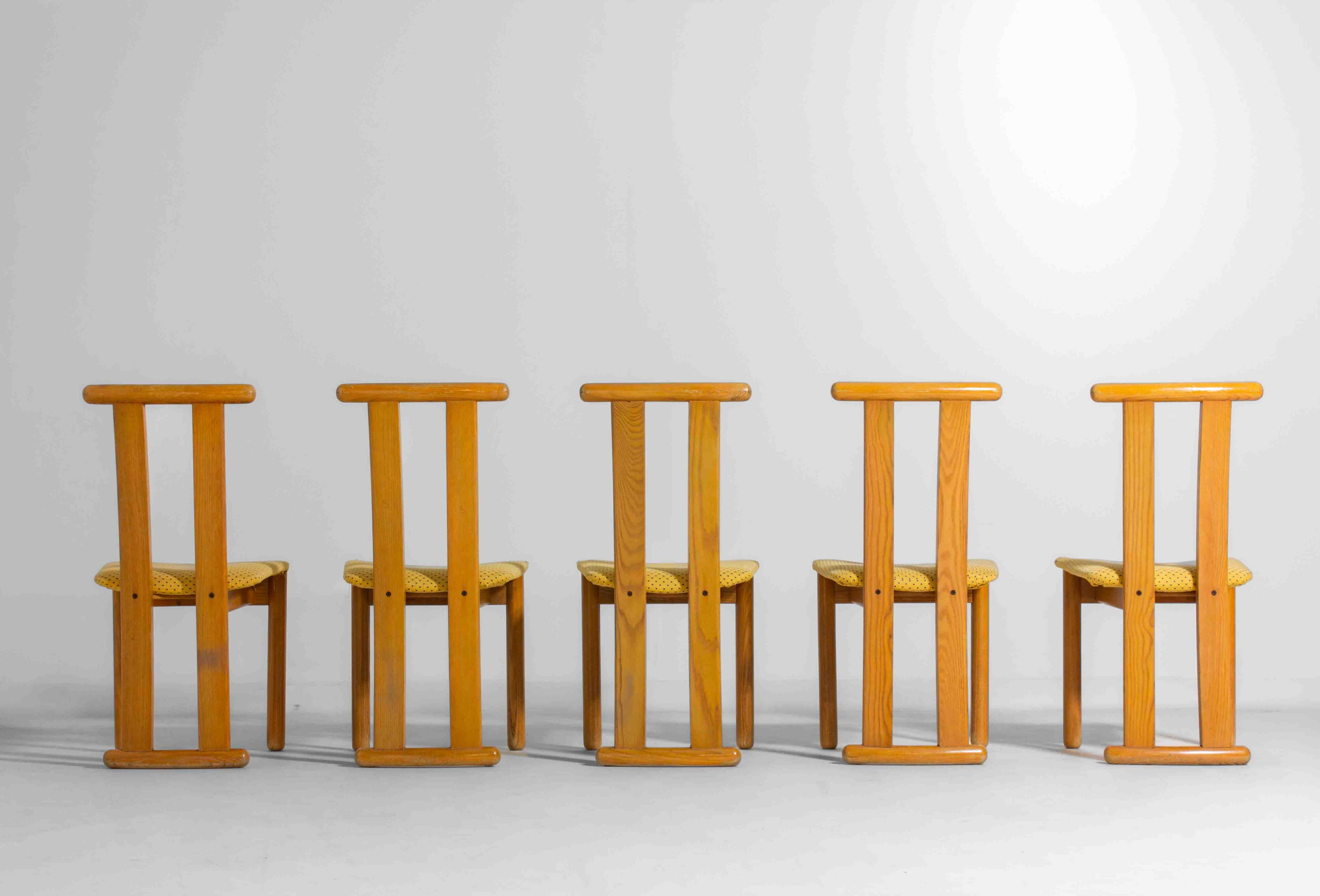 Set of postmodern high-back Italian dining chairs, 1980s