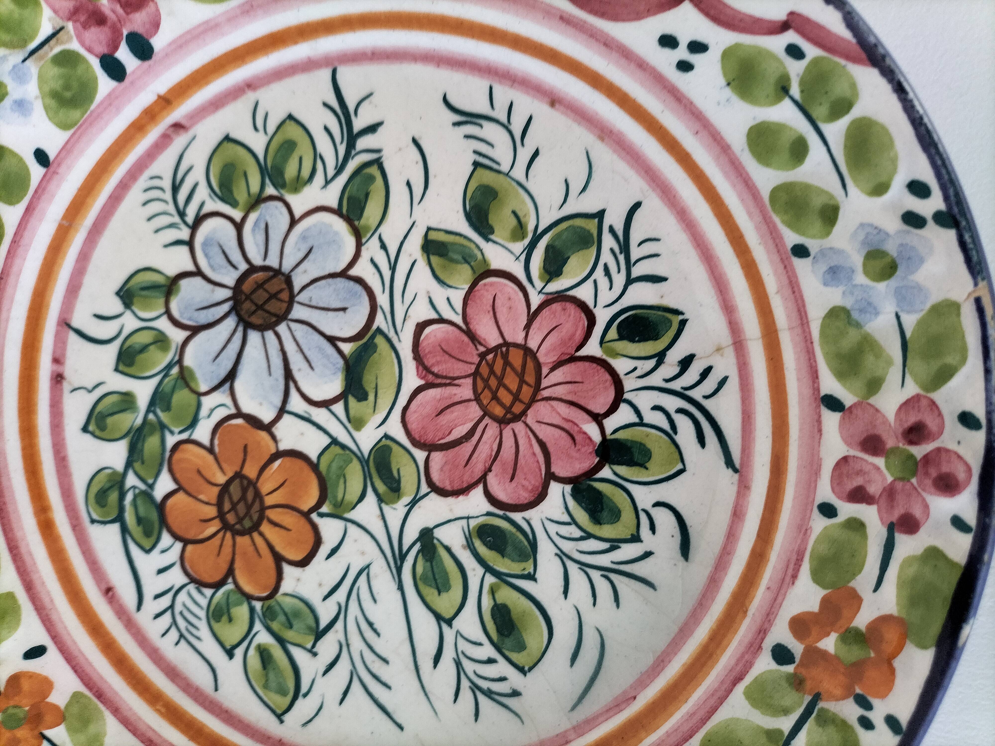 Majolica plates signed Pascual Zorrilla