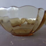 5 cups or ramekins in amber glass