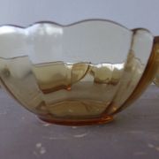 5 coupelles ou ramequins en verre ambré