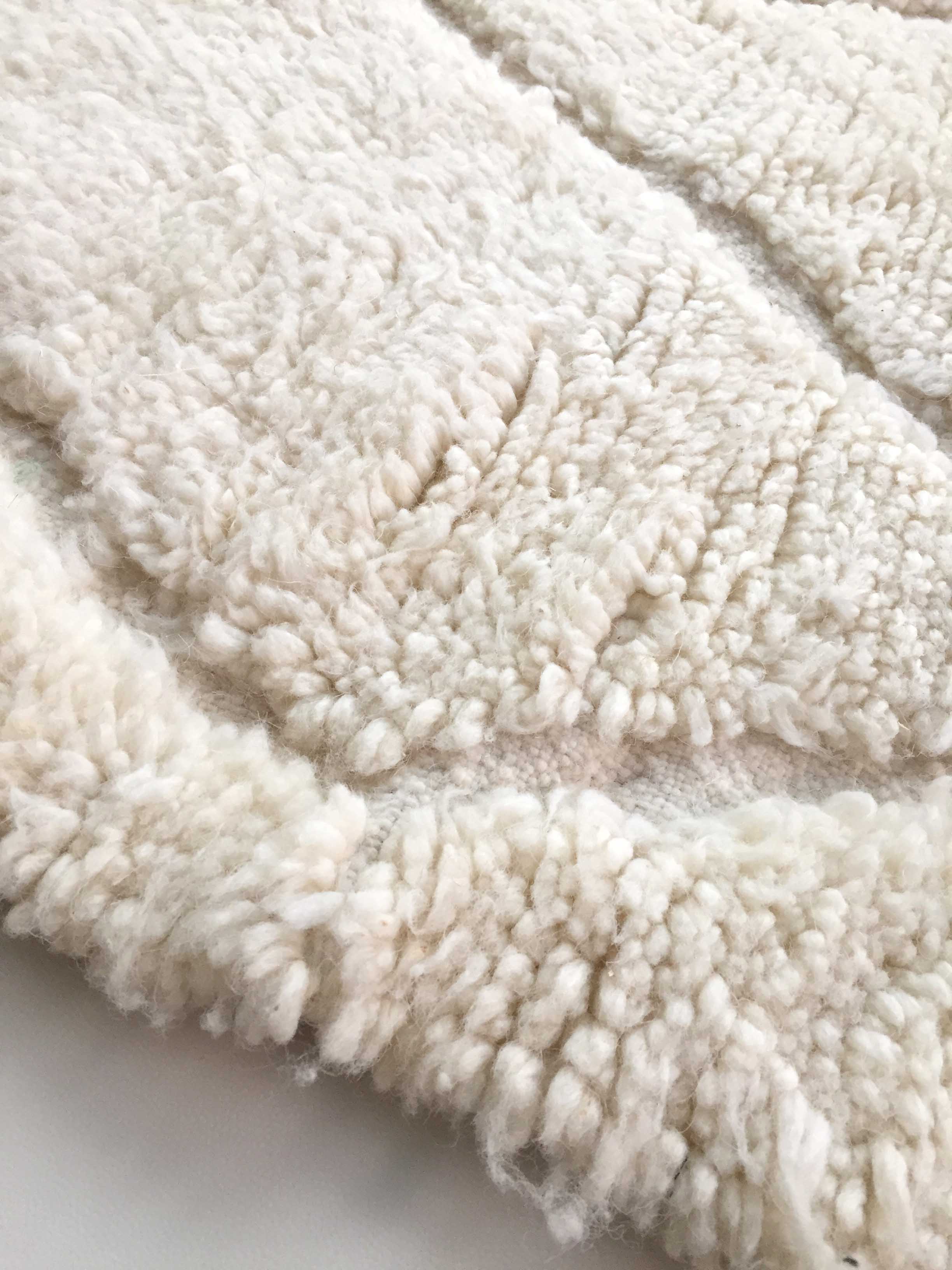 Moroccan Berber carpet blessed ouarain ecru plain with engraved diamonds 252x166cm