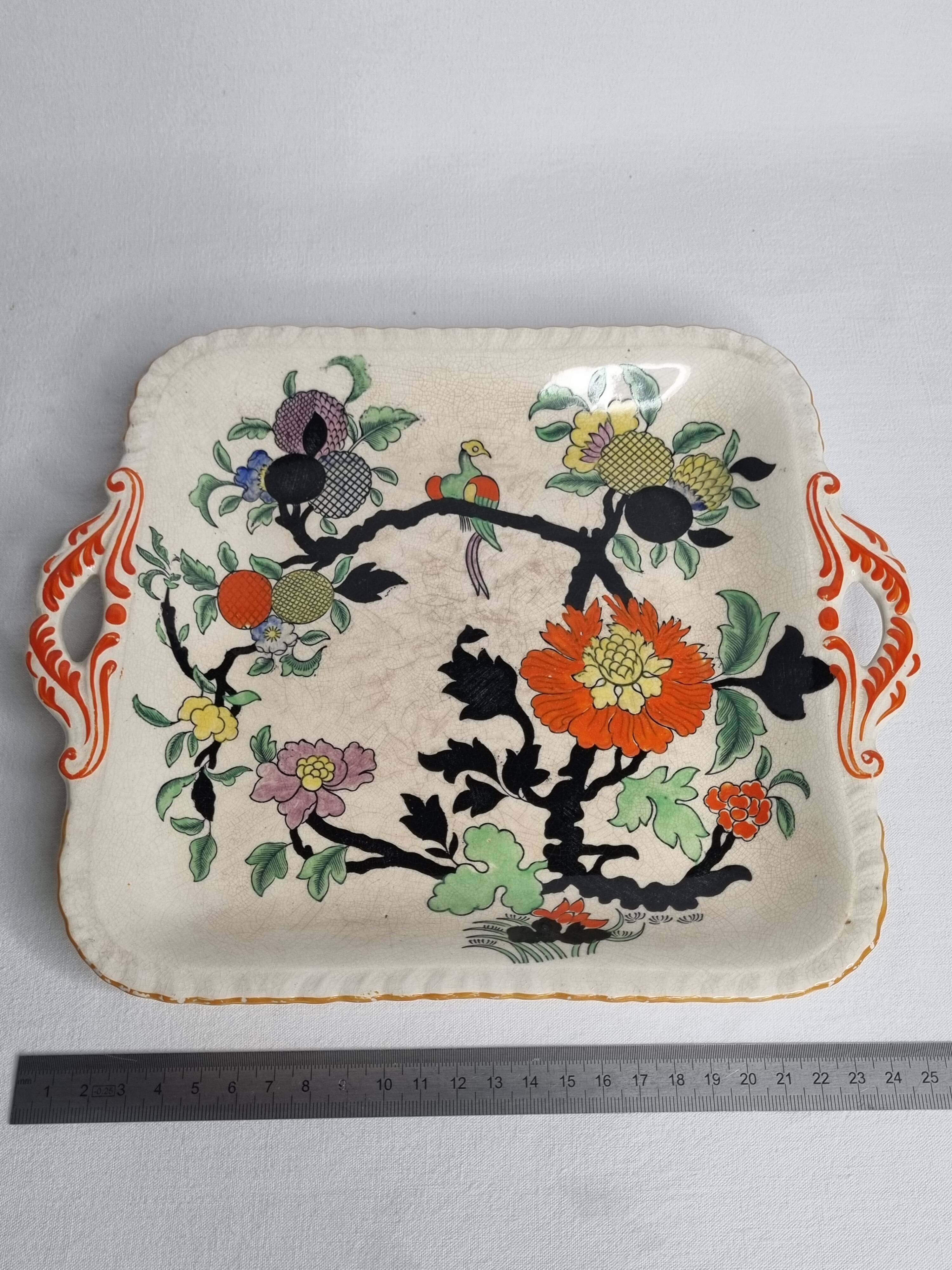 Square dish with handles Mason's Patent Ironstone Imari decoration circa 1900 24 cm