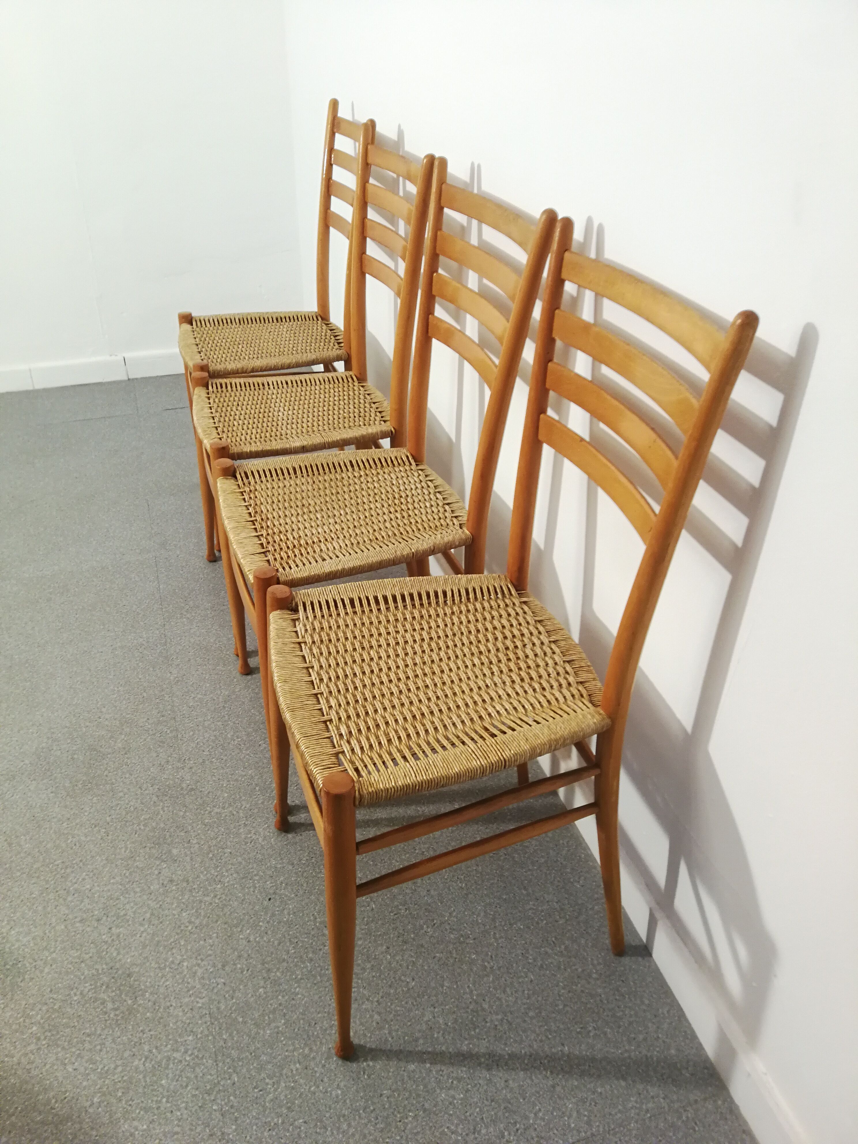 Set of 4 Chiavari chairs