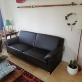 Puhlmann leather sofa with two armchairs