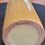 Bouteille en céramique jaune