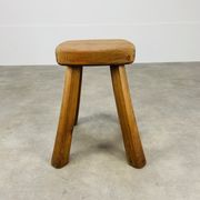 Tabouret brutaliste bois massif déco chalet