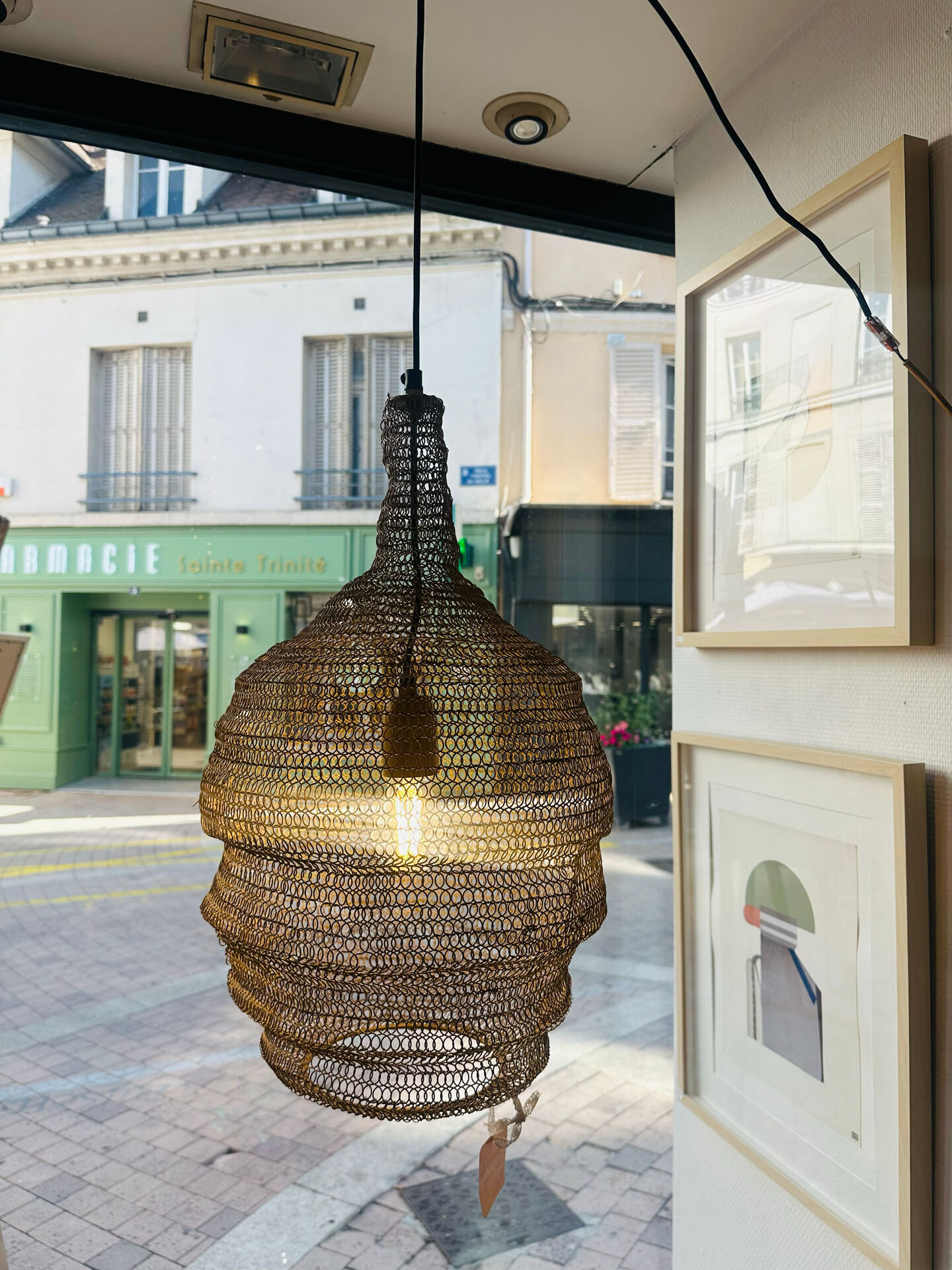 Wired metal luminaire