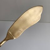 Brass pie server