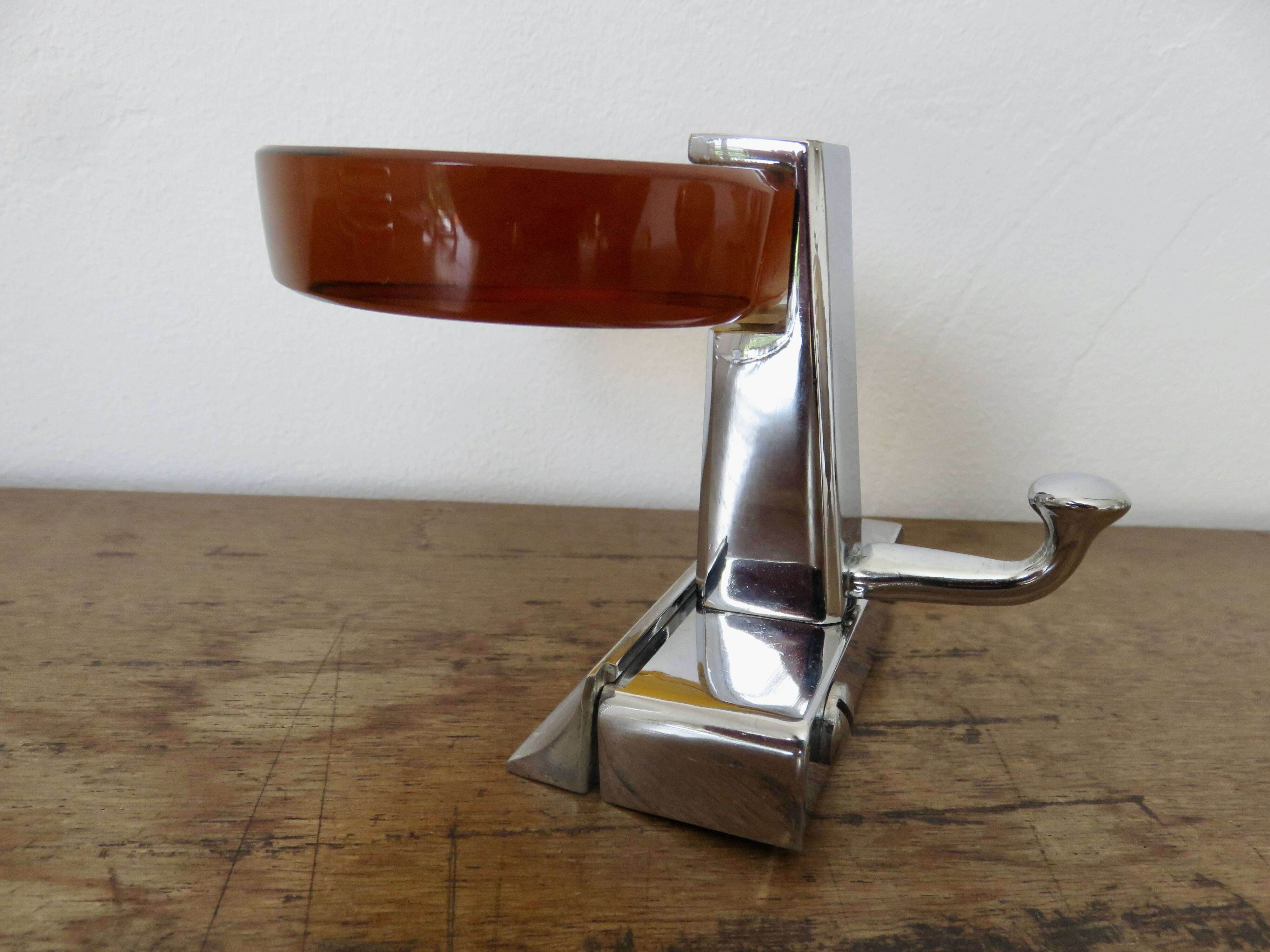 Patère, porte manteau mural en verre de Murano orange et laiton chromé 1970