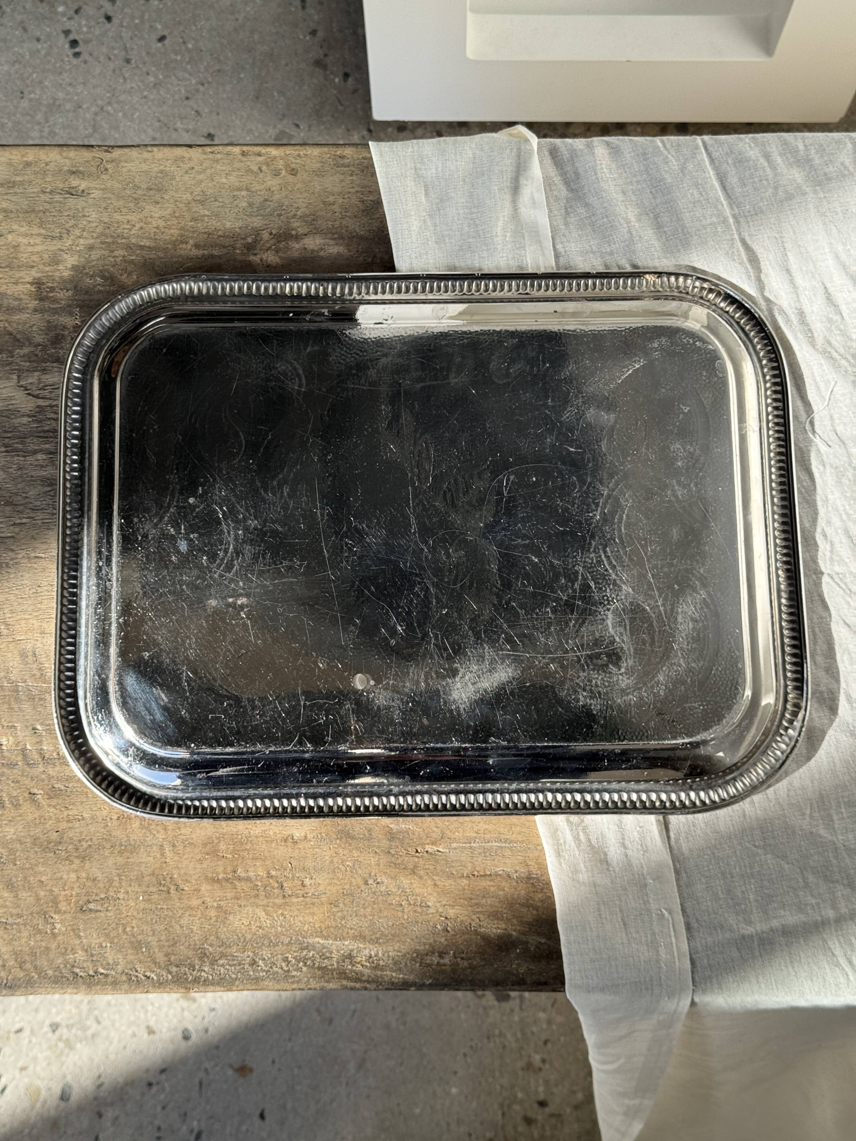 Vintage engraved rectangular platter 31x41