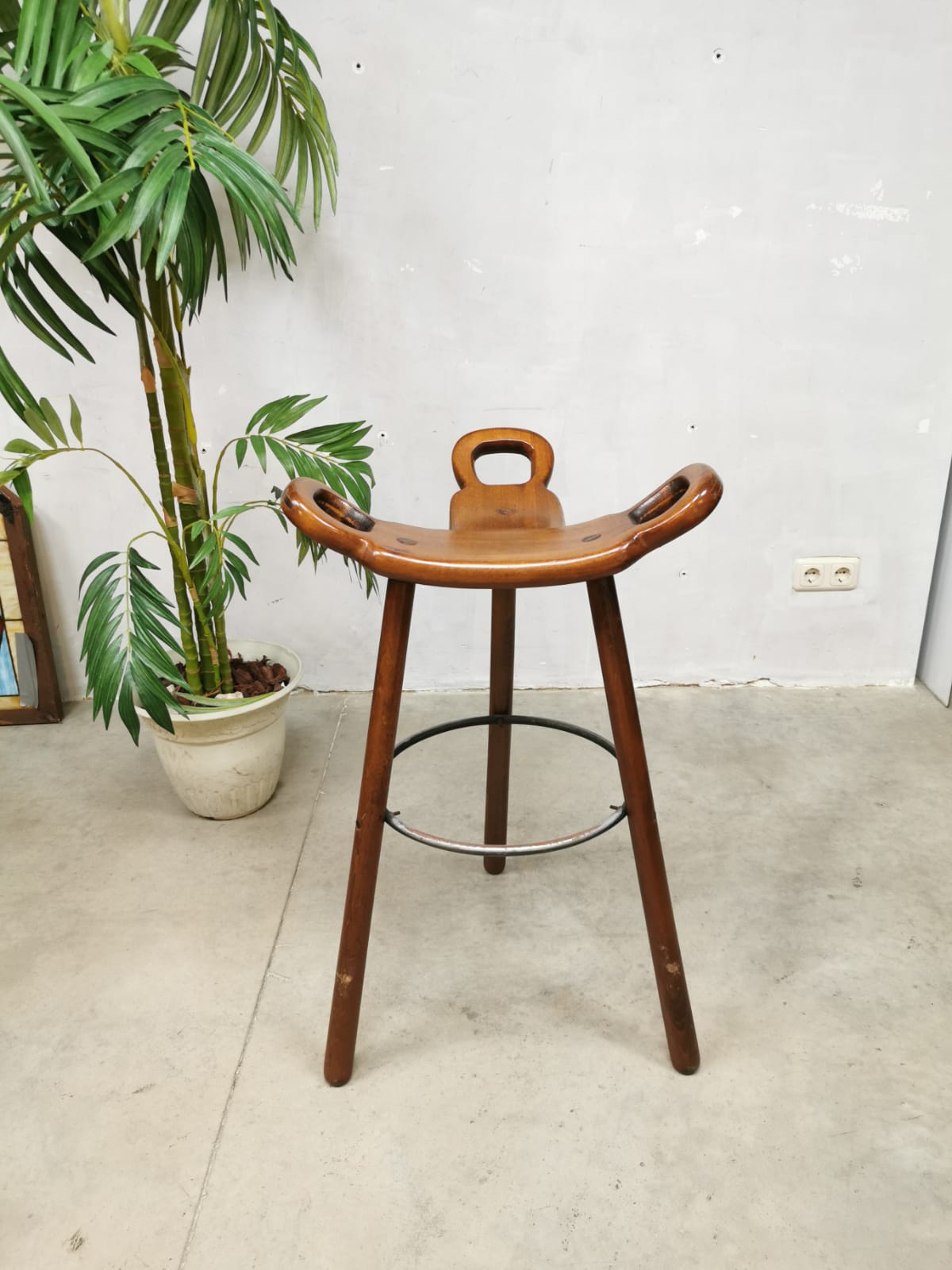 Midcentury design Brutalist Spanish barstool
