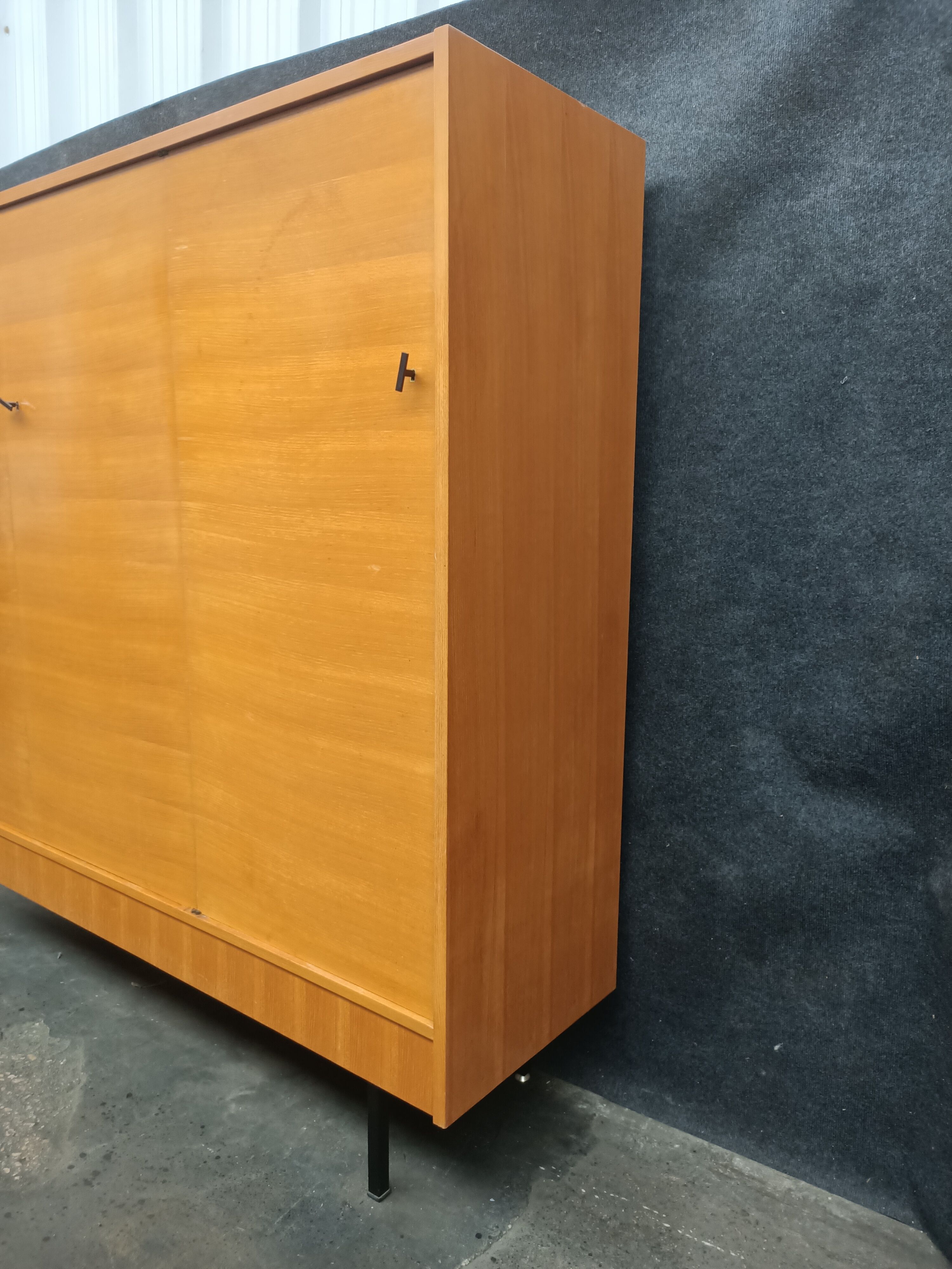 Buffet cabinet Gérard gueemonprez vintage