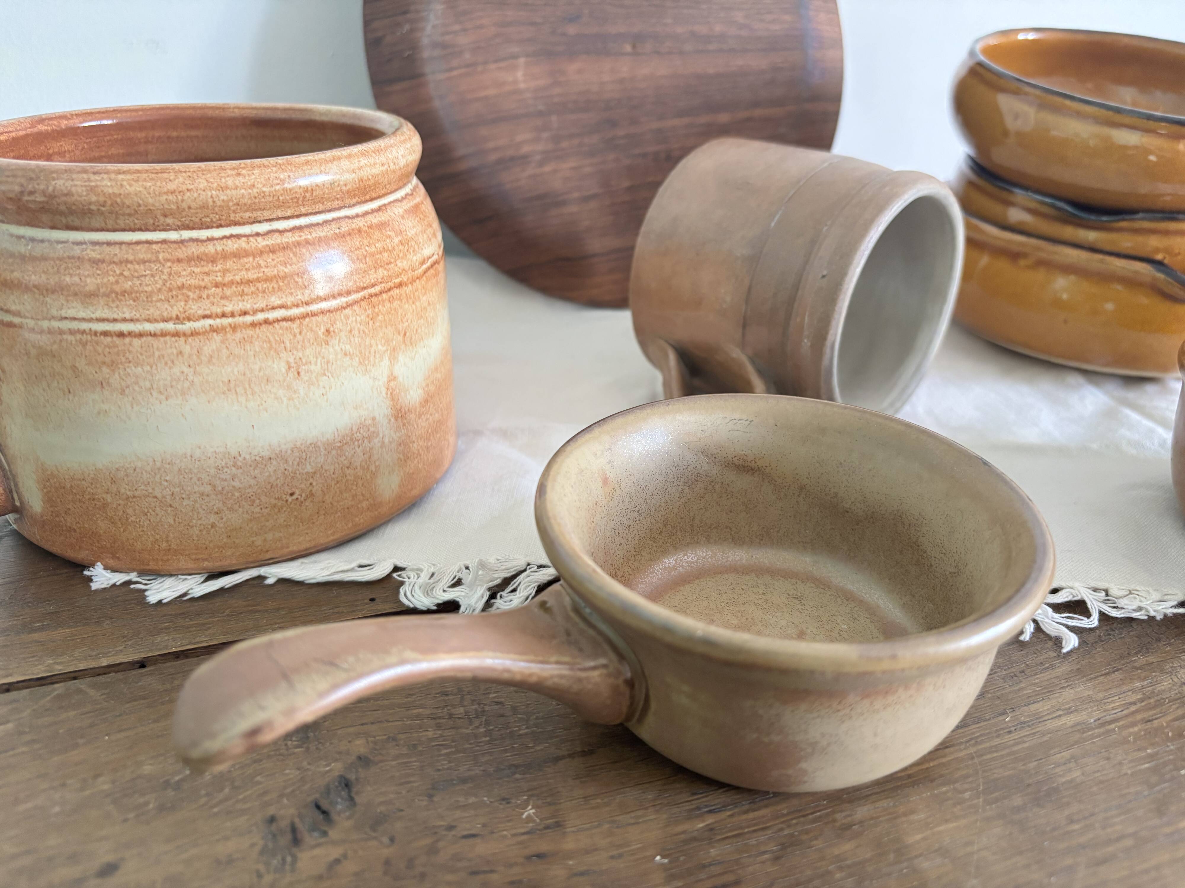 Ensemble de grès et céramiques vintage – Cuisine d'antan – Années 60-70