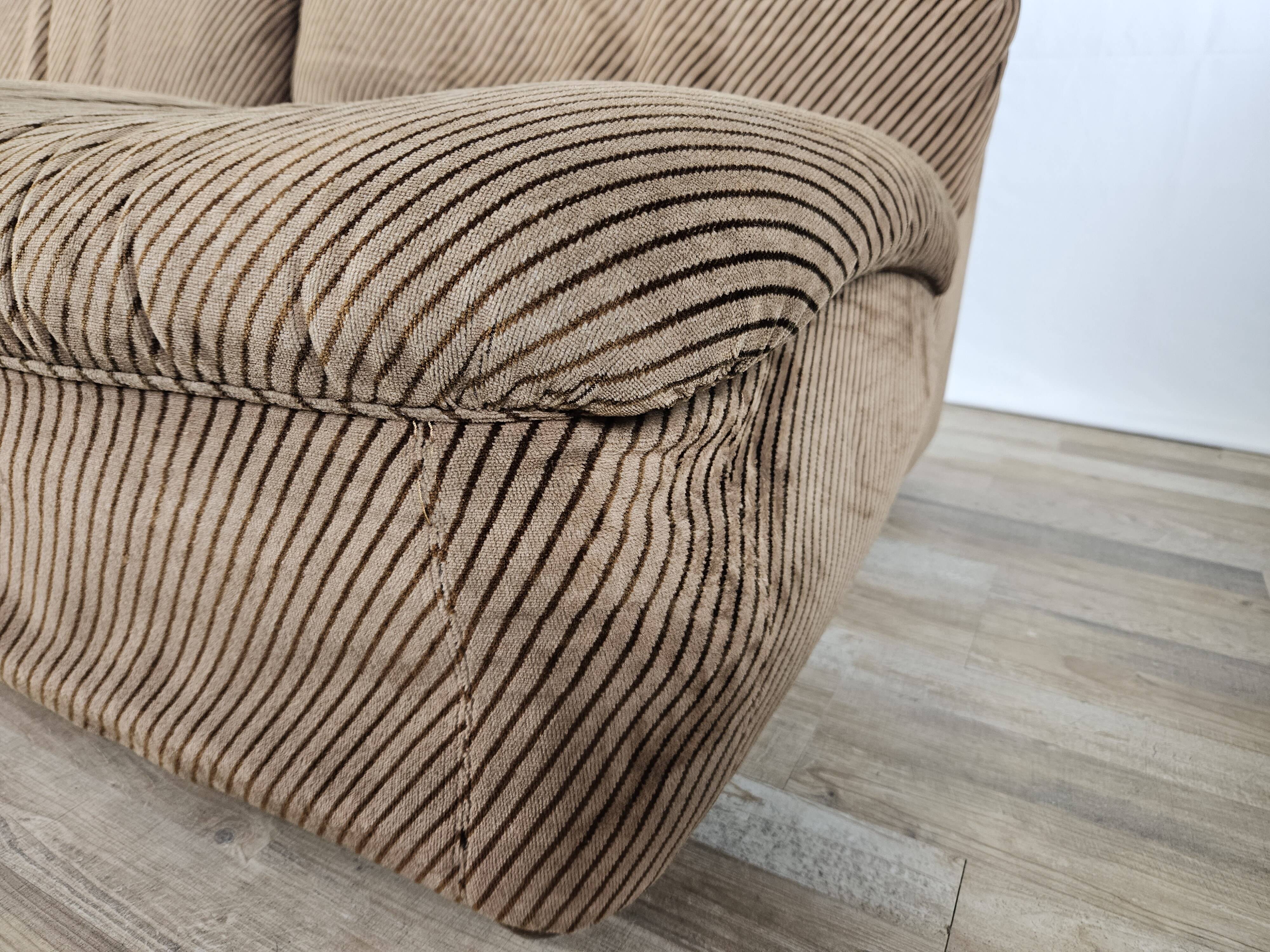 Five-seater corner modular sofa from 70s