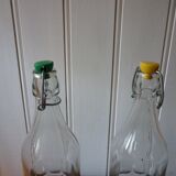 Bouteilles de soda en verre