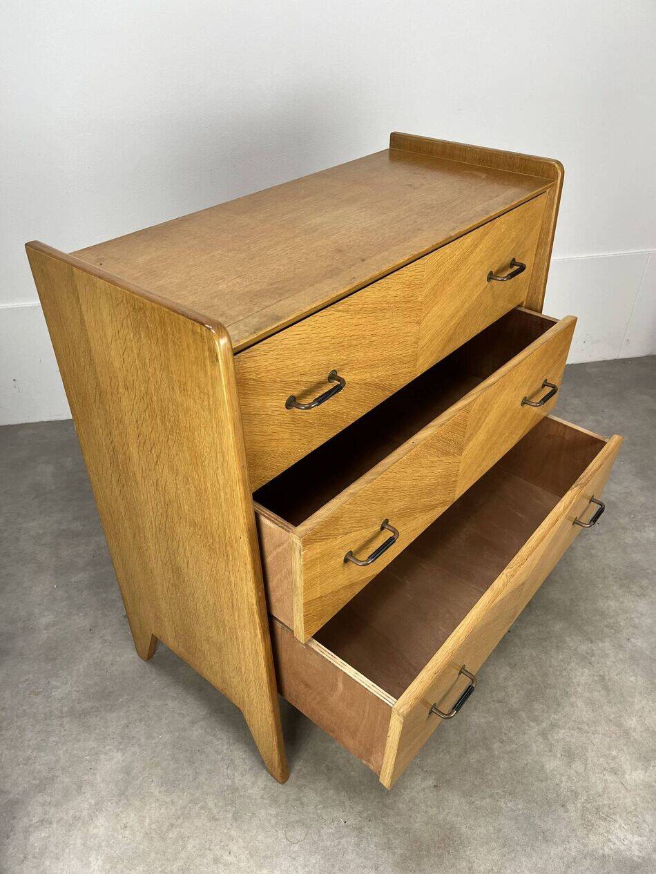 Scandinavian chest of drawers in light oak, with tapered legs, 1950s.