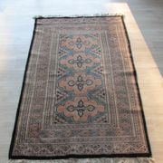 Tapis oriental, 153 x 98 cm , frangé