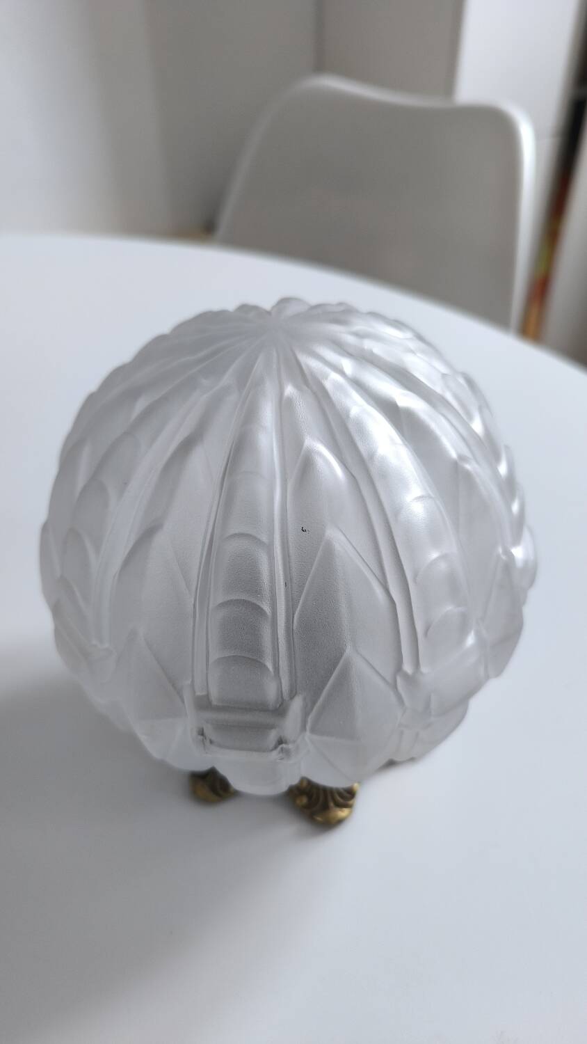 Art Deco ceiling light in frosted glass and bronze 1920