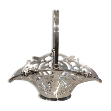 925 sterling silver basket by Birks, Canada, Art Nouveau style