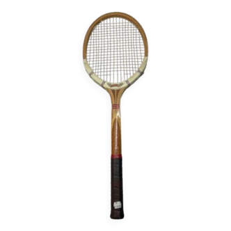 Dunlop Maxply racket