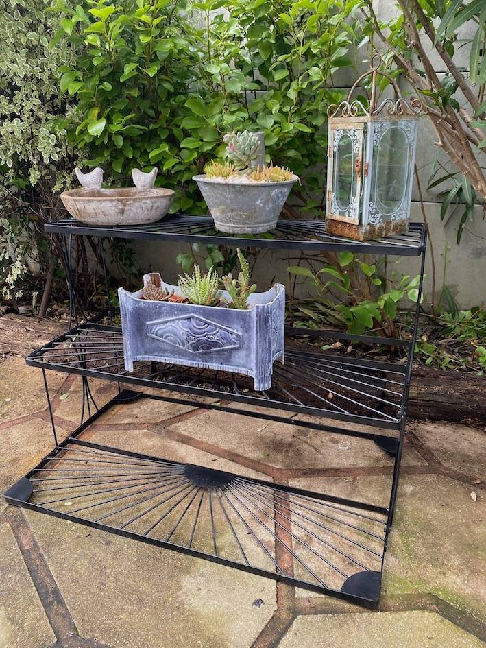 1960 plant stand